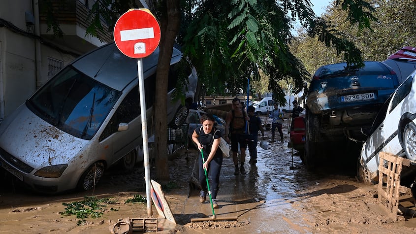 Guia para actuar si tu vehiculo se vio afectado por la DANA
