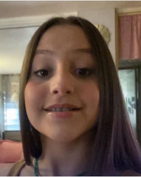Gabriela Nicole fue asesinada por 6 chicas en una fiesta "trampa" y ante la mirada de su madre