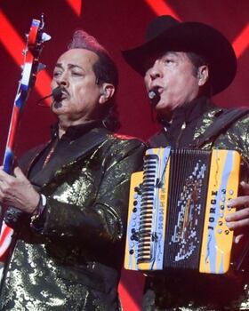 "Hoy despedimos a un hermano": Los Tigres del Norte informan una inesperada muerte con este triste mensaje