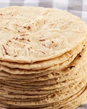 ¿Cuánto cuesta el kilo de tortilla en tu ciudad? Te damos los precios actualizados en noviembre 2023